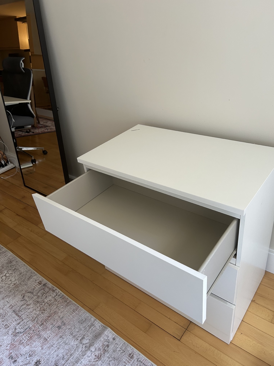 IKEA Malm 3-Drawer Chest - White - photo 4