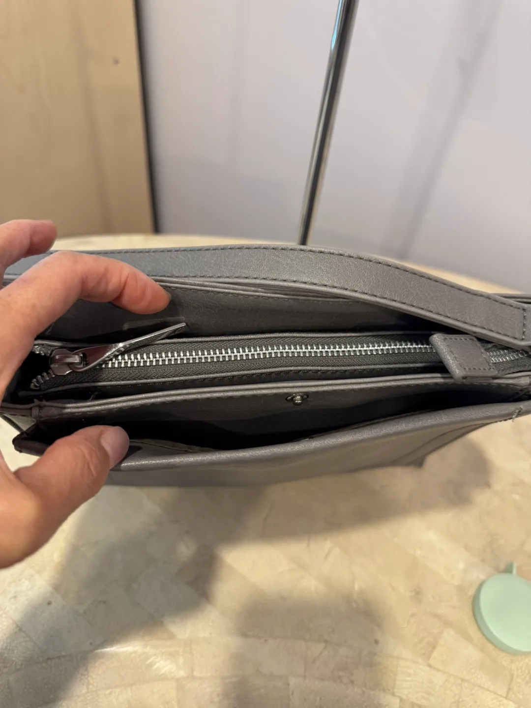 Matt & Nat Grey Crossbody Bag image indicator(4)