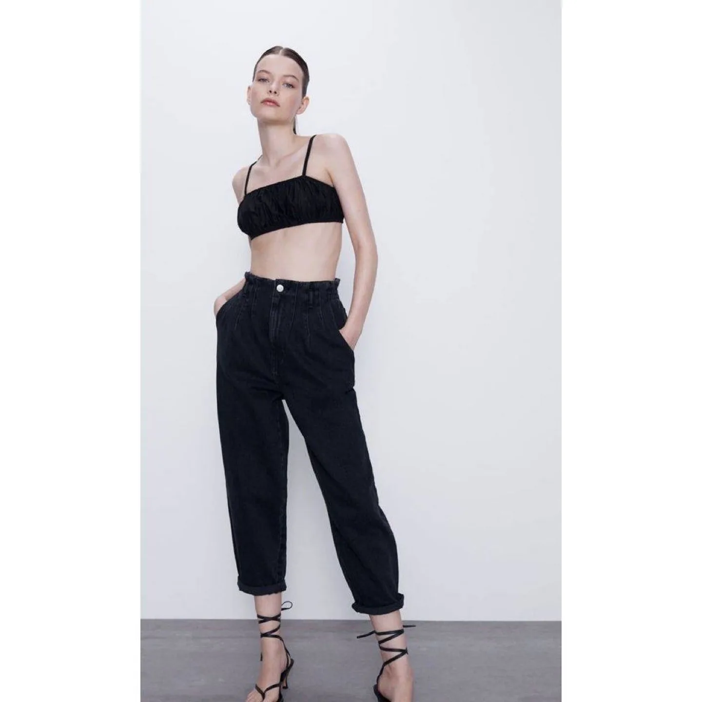 BNWT Zara Black Denim Paperbag High Waisted Jeans Size 4 thumbnail