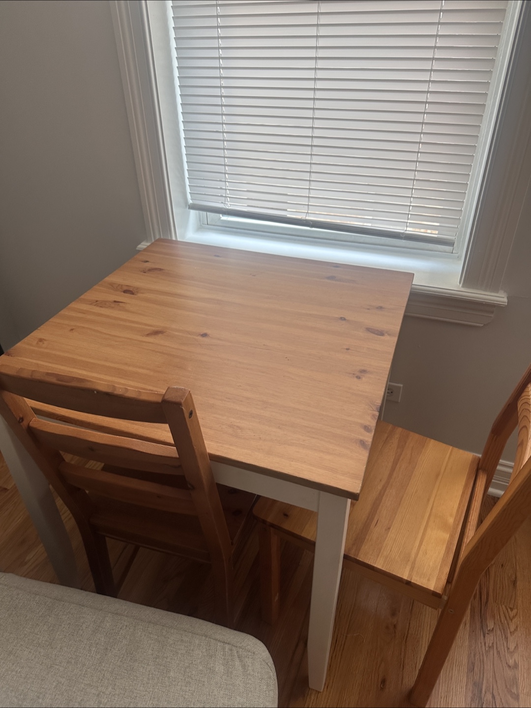 Ikea Dining Table & Chairs - photo 2
