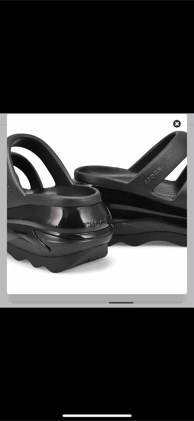 Crocs mega crush triple strap in black size 7 women image indicator(8)