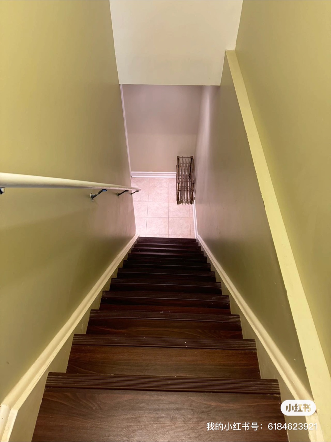 One basement apartment for rent - photo 4