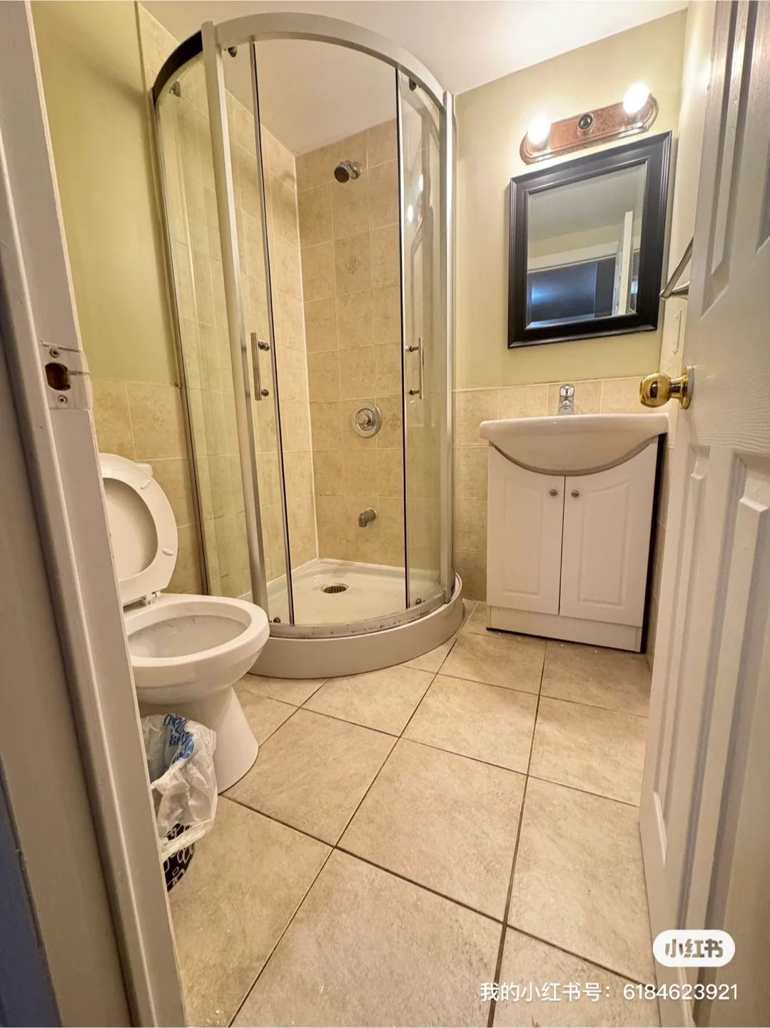 One basement apartment for rent image indicator(2)