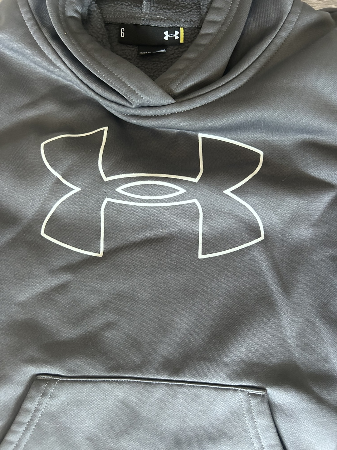 Under Armour Hoodie - Size 6 - photo 2