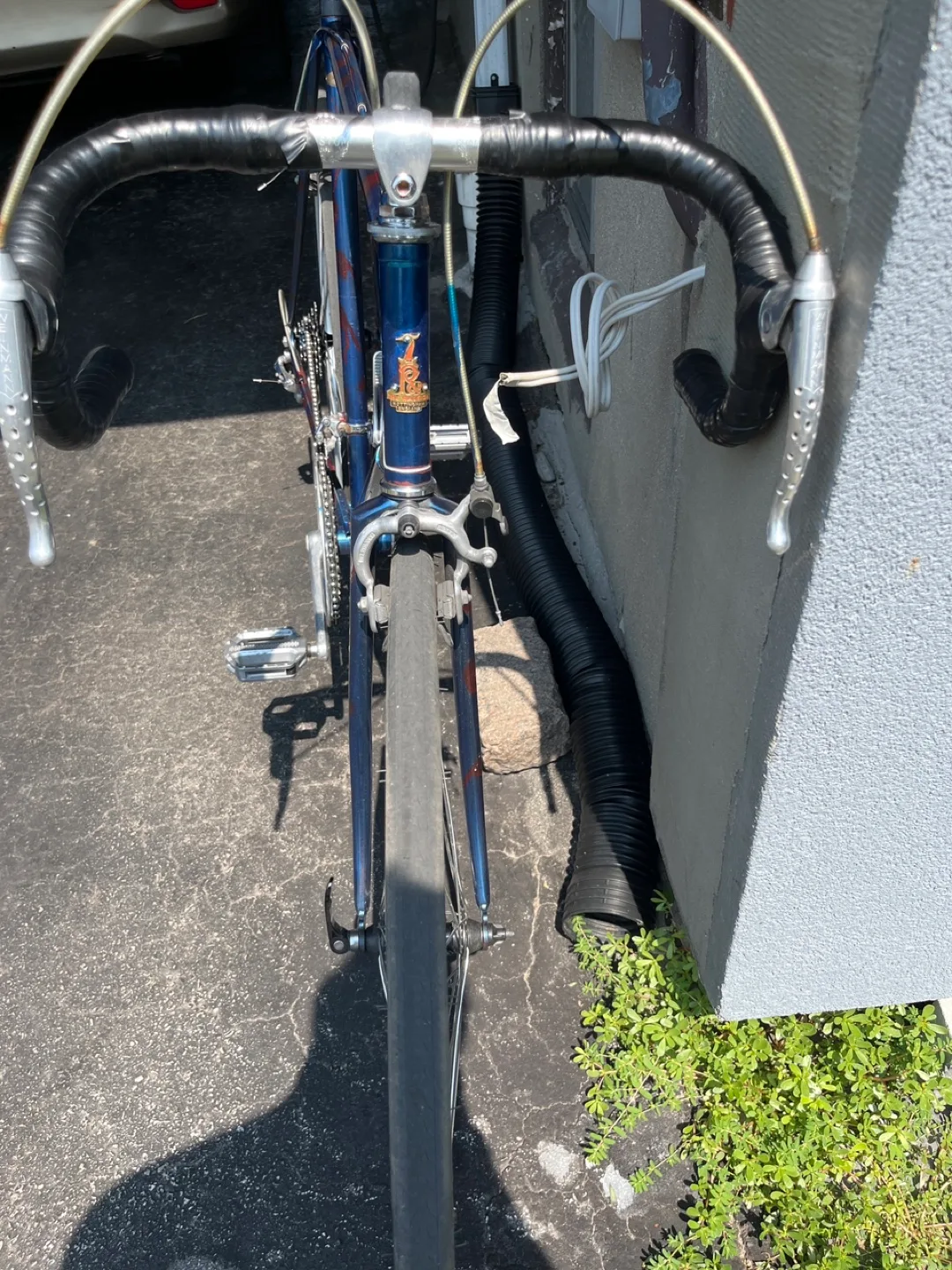 Road Bicycle - Blue & Red Frame image indicator(3)