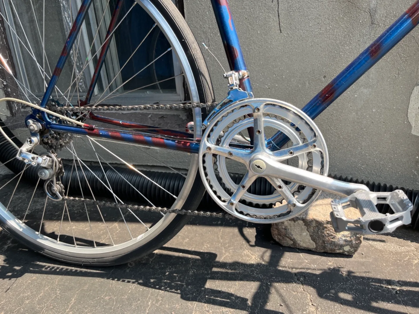 Road Bicycle - Blue & Red Frame image indicator(2)