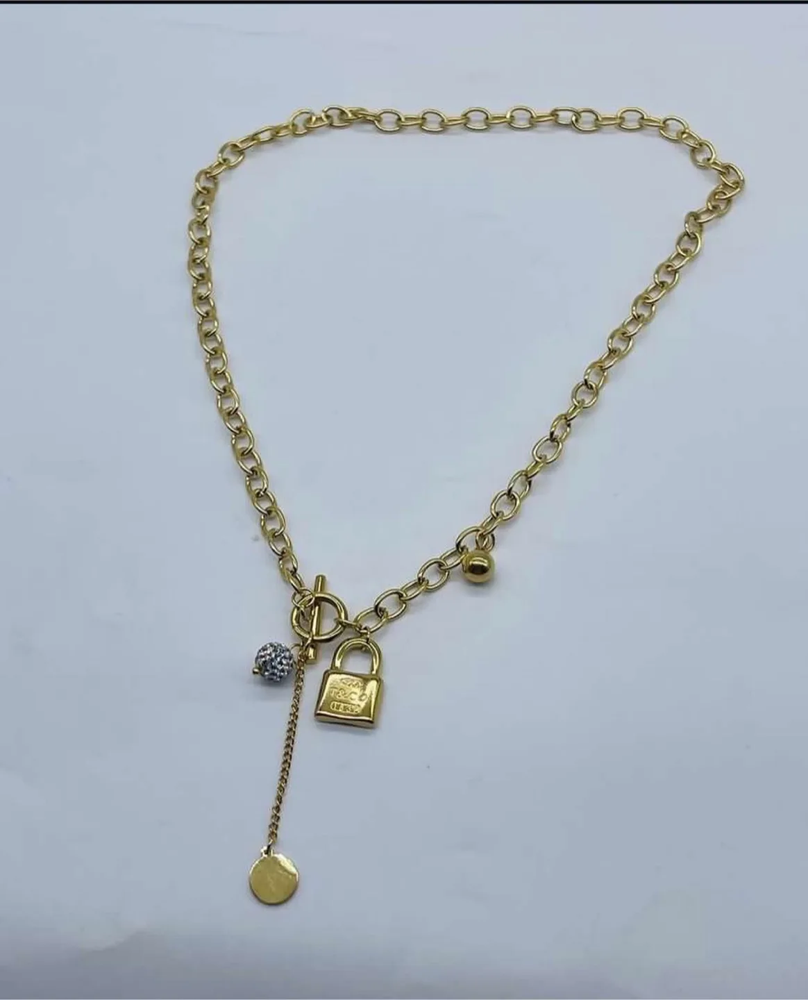 4 Gold Necklaces lot image indicator(4)