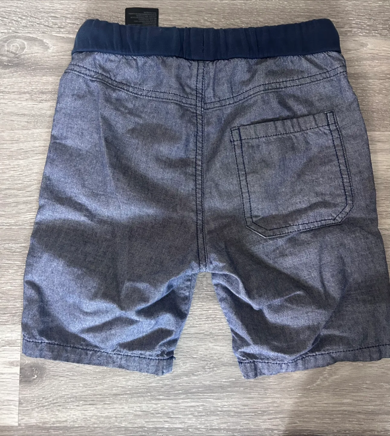H&M Boys Shorts Size 5-6Y image indicator(6)