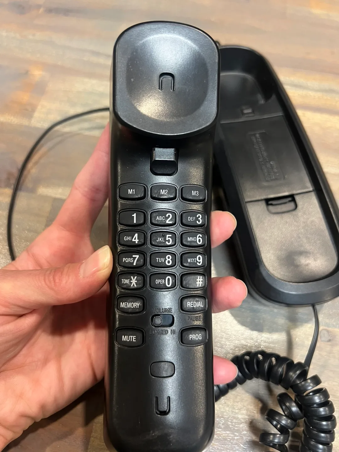 VTech®️Corded Phone - Black image indicator(4)