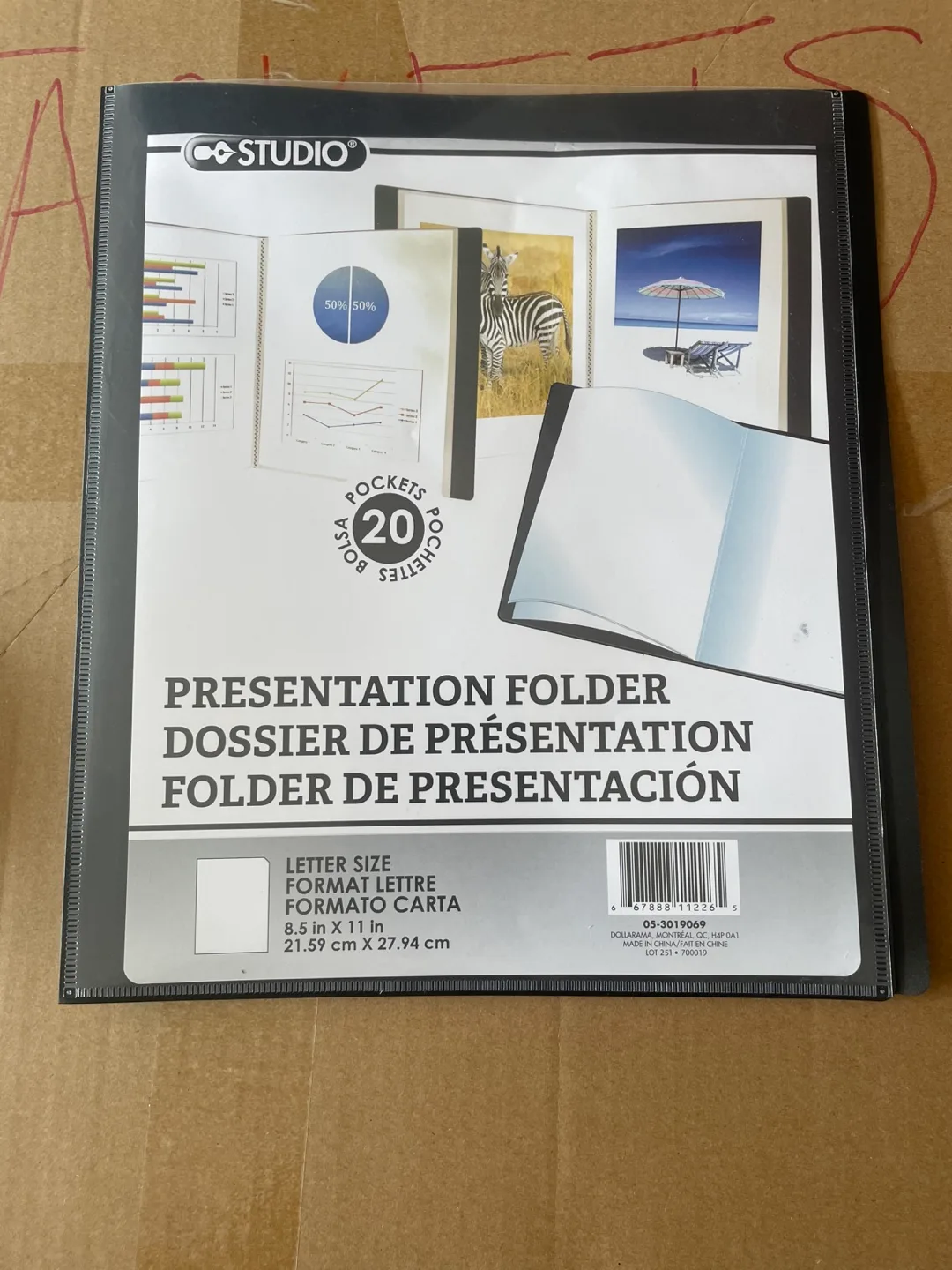 27 Presentation Folders thumbnail
