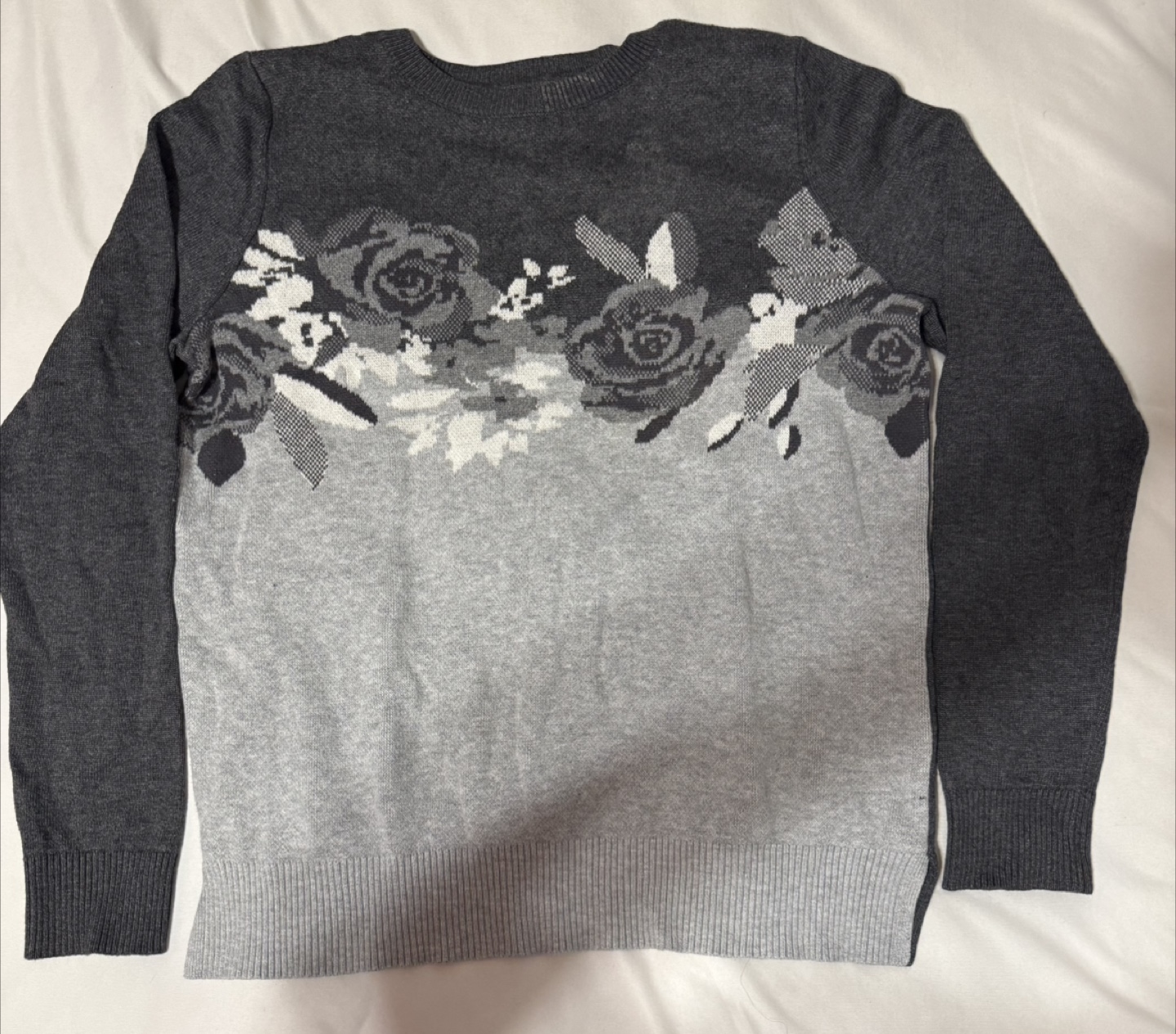 Bass Gray Floral Sweater - Size M