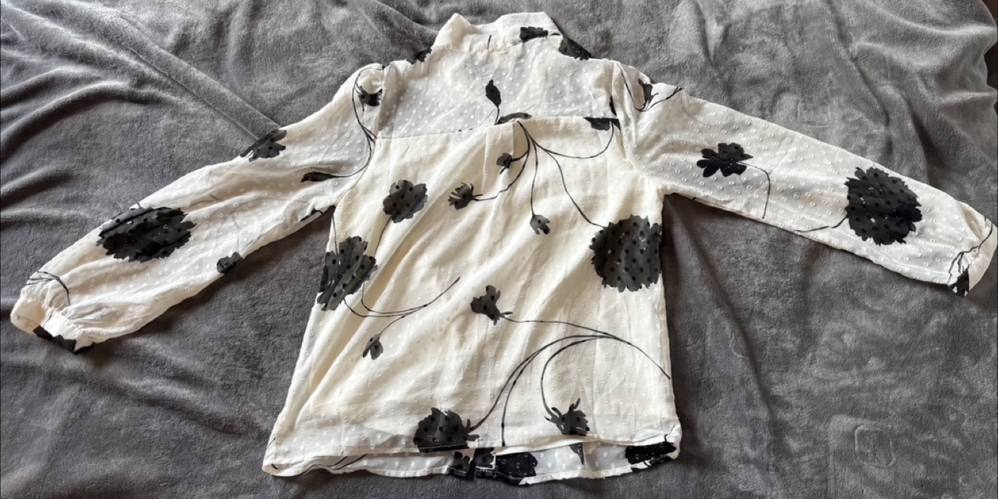 Monteau Los Angeles Floral Blouse - Size M - photo 2