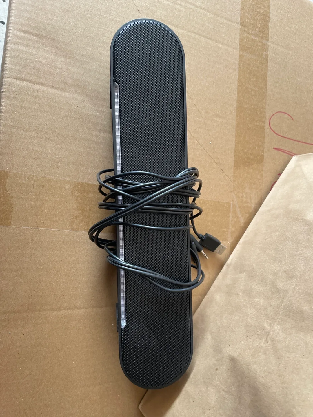 LENRUE A39 USB Computer Speaker thumbnail
