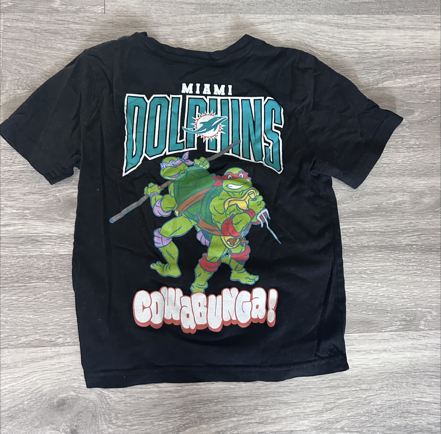 Teenage Mutant Ninja Turtles x NFL Miami Dolphins Tee XS - photo 3