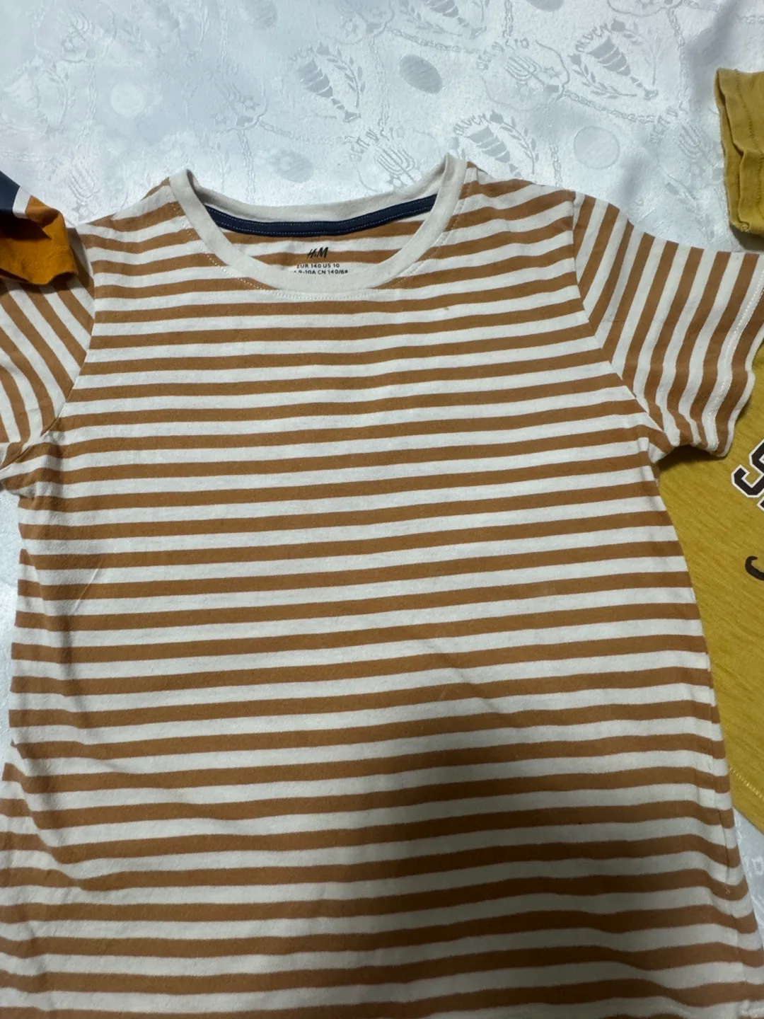 Boys' T-Shirt Bundle (Size 10) - Guess, Gap, H&M, Carters image indicator(5)