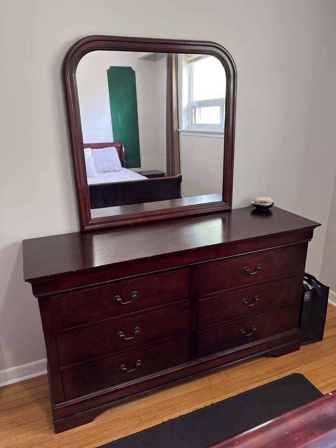 Bedroom Set - Bed, Dresser, 2 Nightstands - photo 5