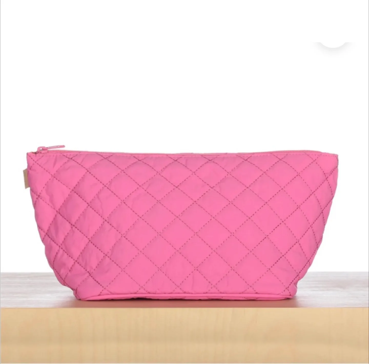 Ela x Jillian Harris - Cosmetic Case in pizzazz pink image indicator(6)