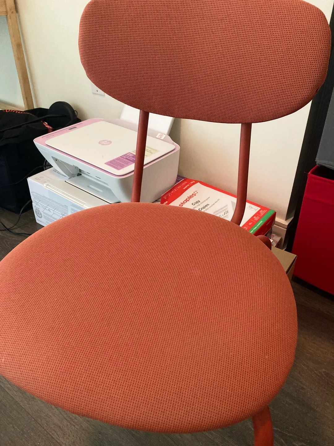 IKEA Orange Chair image indicator(2)