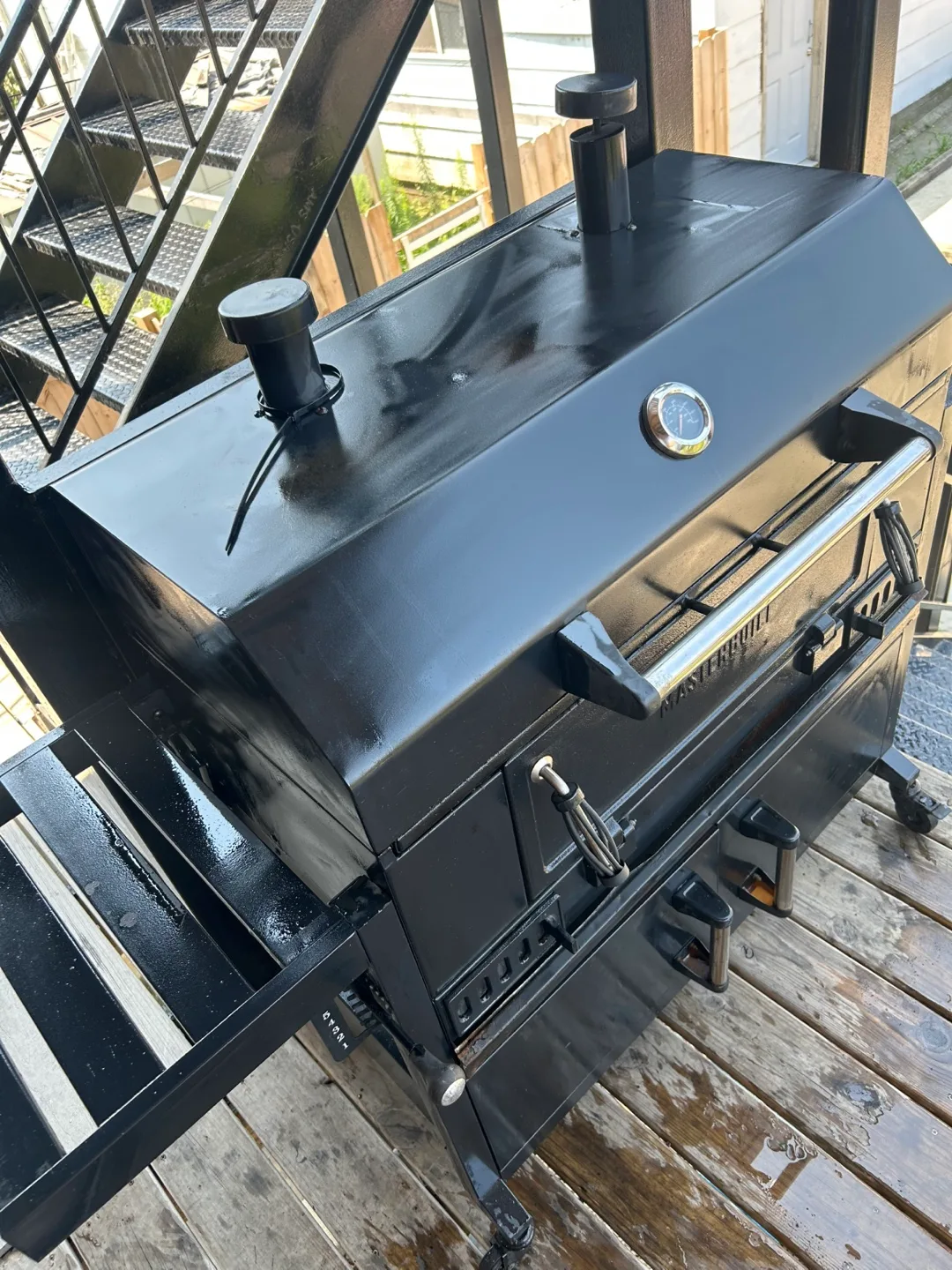 Masterbuilt Black Cast Iron Charcoal Grill thumbnail