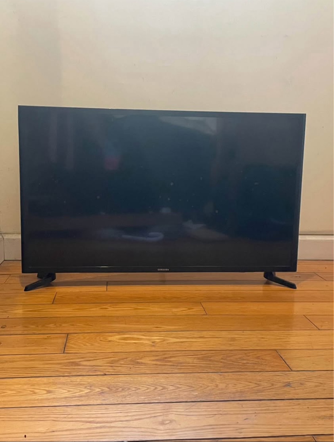 Samsung 32” Full HD LED TV