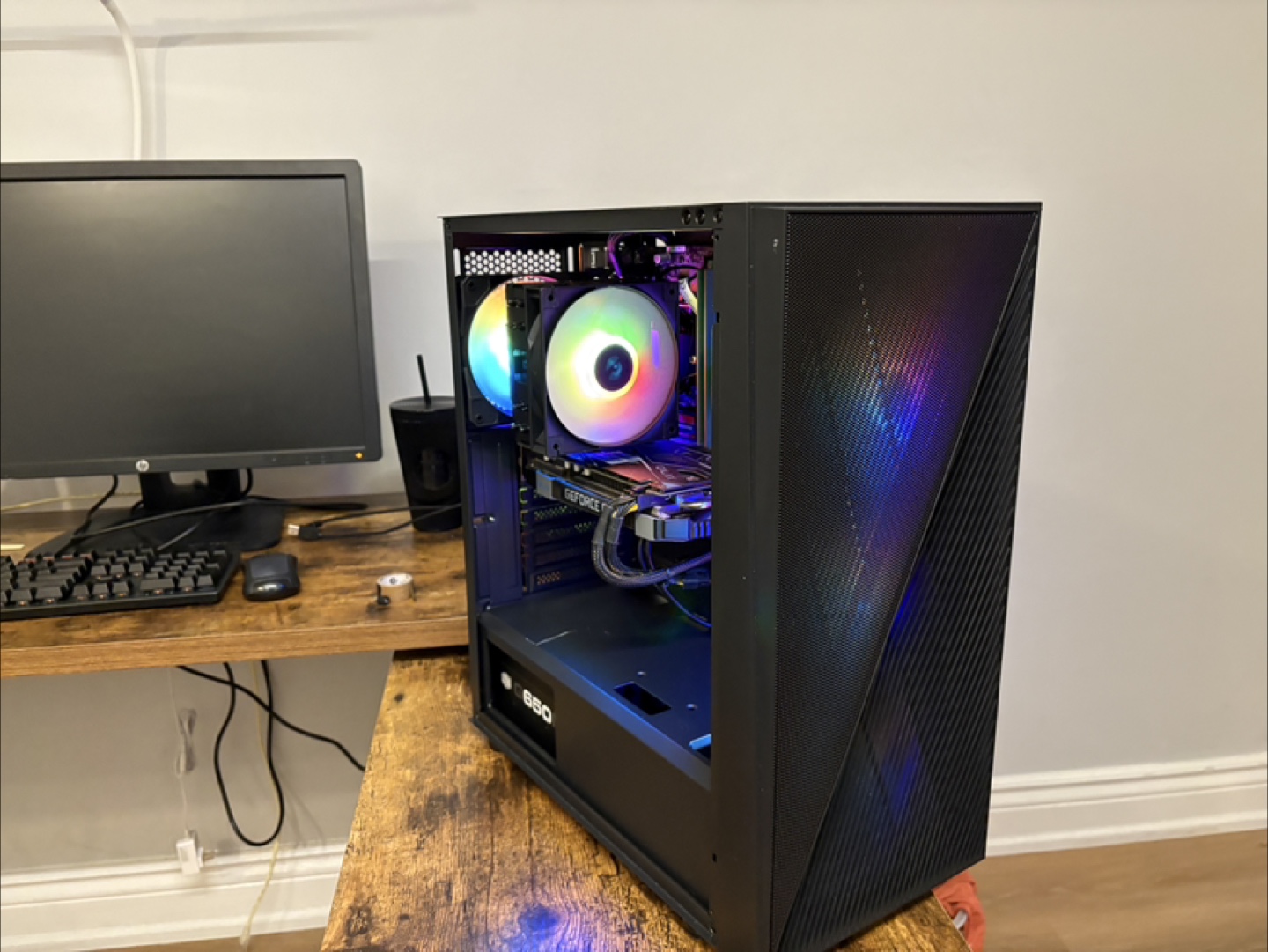 Custom RTX Gaming PC - photo 4