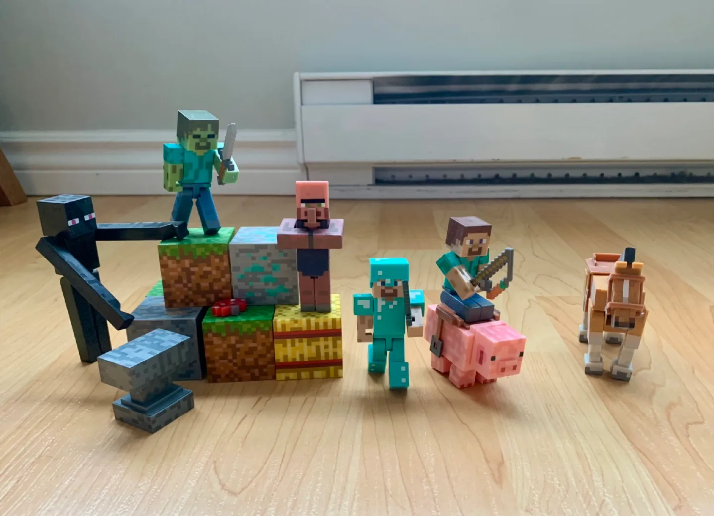 Minecraft - Figurines + Board Game + Magazines image indicator(5)