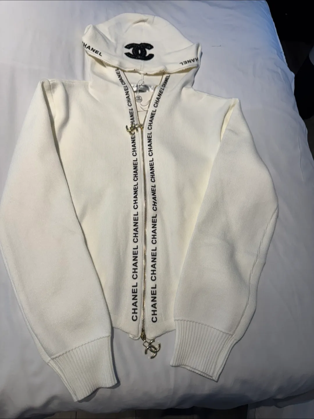 Chanel White Hoodie thumbnail
