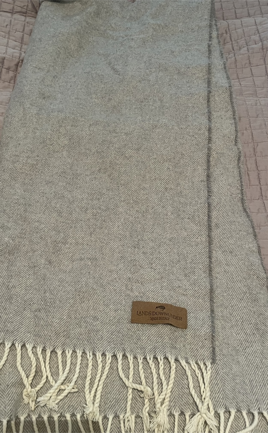 Lands Downunder Made in Italy Throw Blanket - photo 3