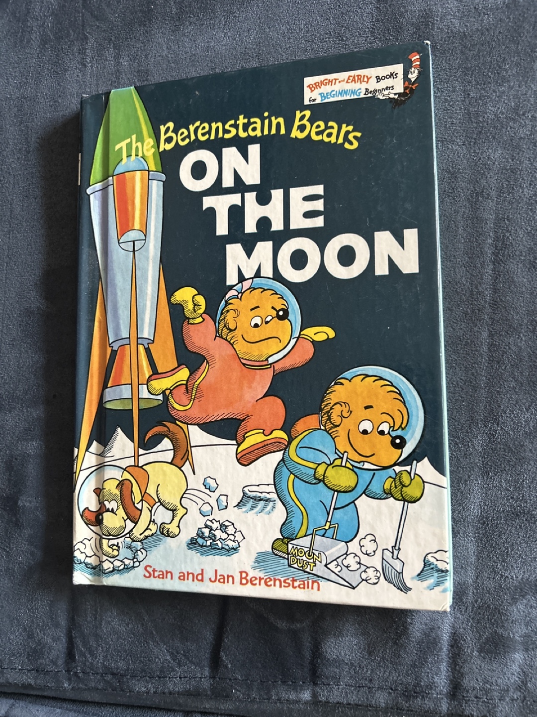 Kids' hardcover Books Lot: Berenstain Bears, Paddington & More - photo 4