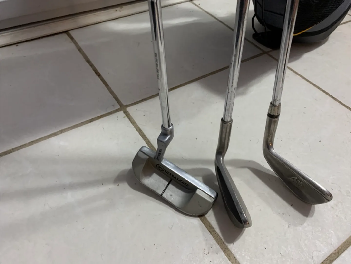 USKG Golf Bag with Clubs image indicator(6)