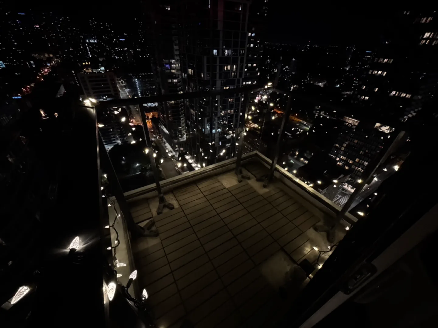 7m String of Warm White Lights for Balcony/Outdoor/Xmas thumbnail