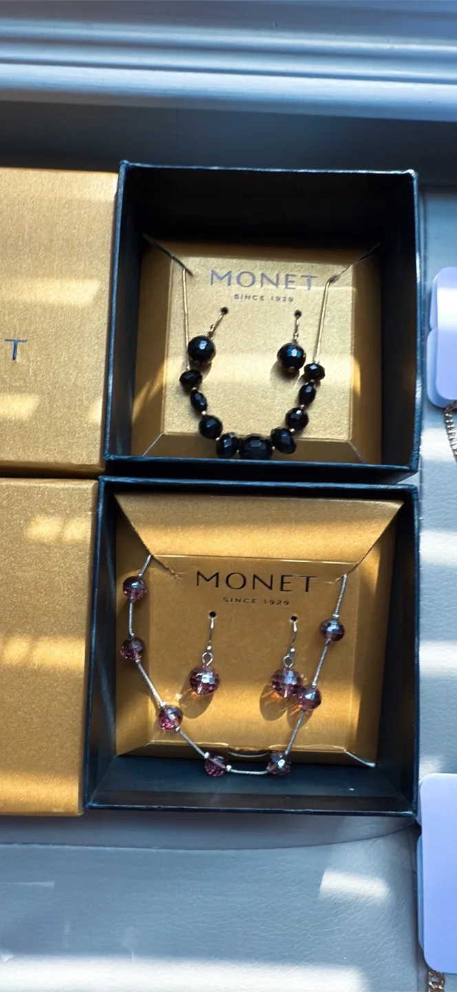 Lot of 7 pcs Monet & Claire's Jewellery jewelry Sets gift set image indicator(6)