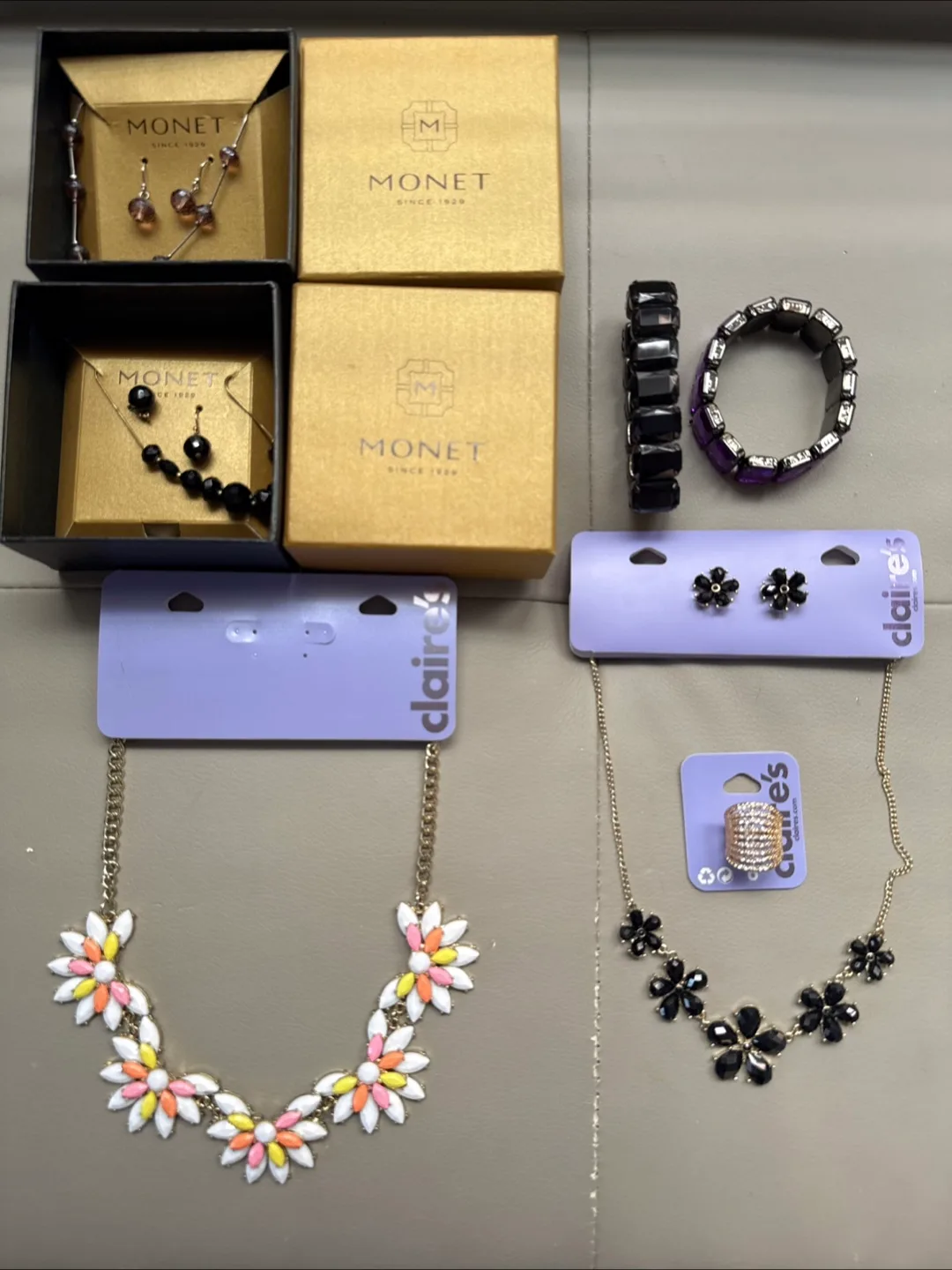 Lot of 7 pcs Monet & Claire's Jewellery jewelry Sets gift set thumbnail