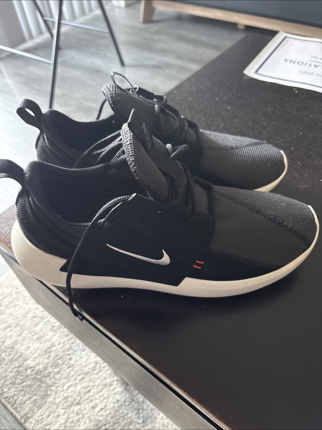 Mens Nike E-Series AD Sneakers (never worn outdoors)
