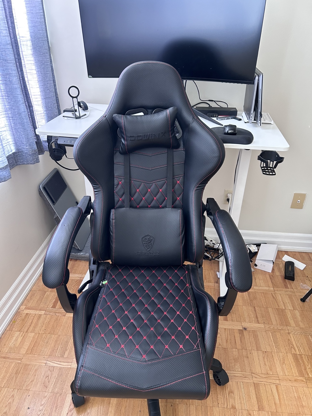 Dowinx Gaming Chair - Black & Red