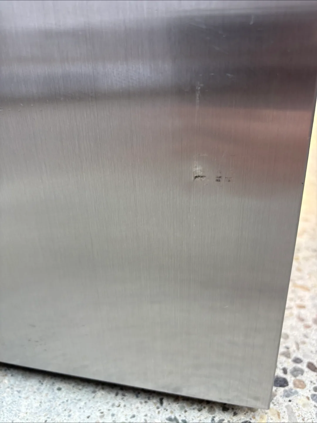 Outdoor Fridge in Stainless Steel image indicator(3)