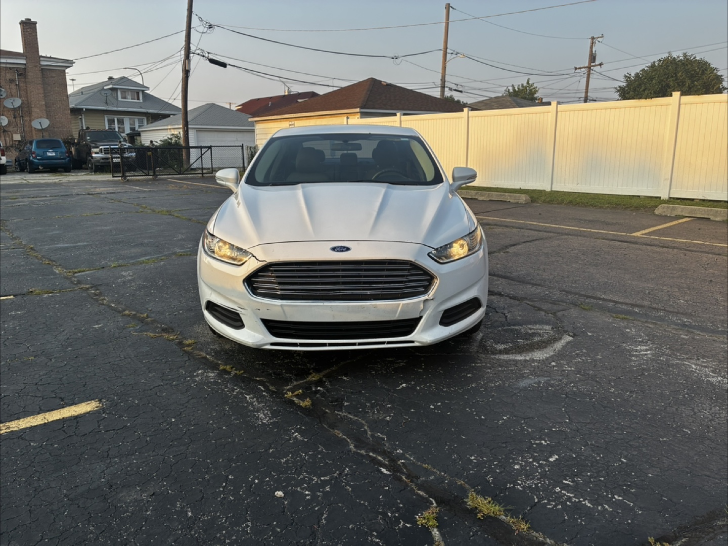 White Ford Fusion Sedan 2014 - photo 2