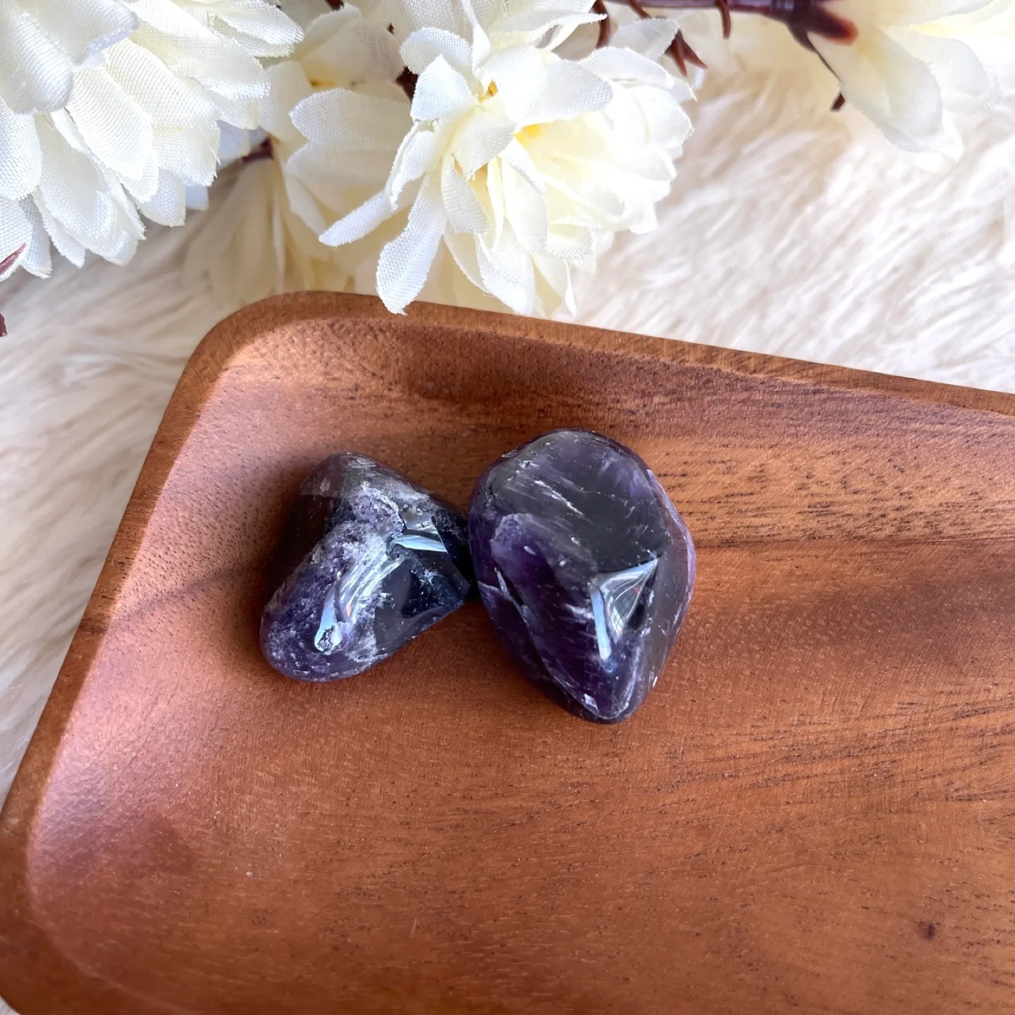 Pair of Dream Amethyst Tumbled Gemstones Set #2 image indicator(5)