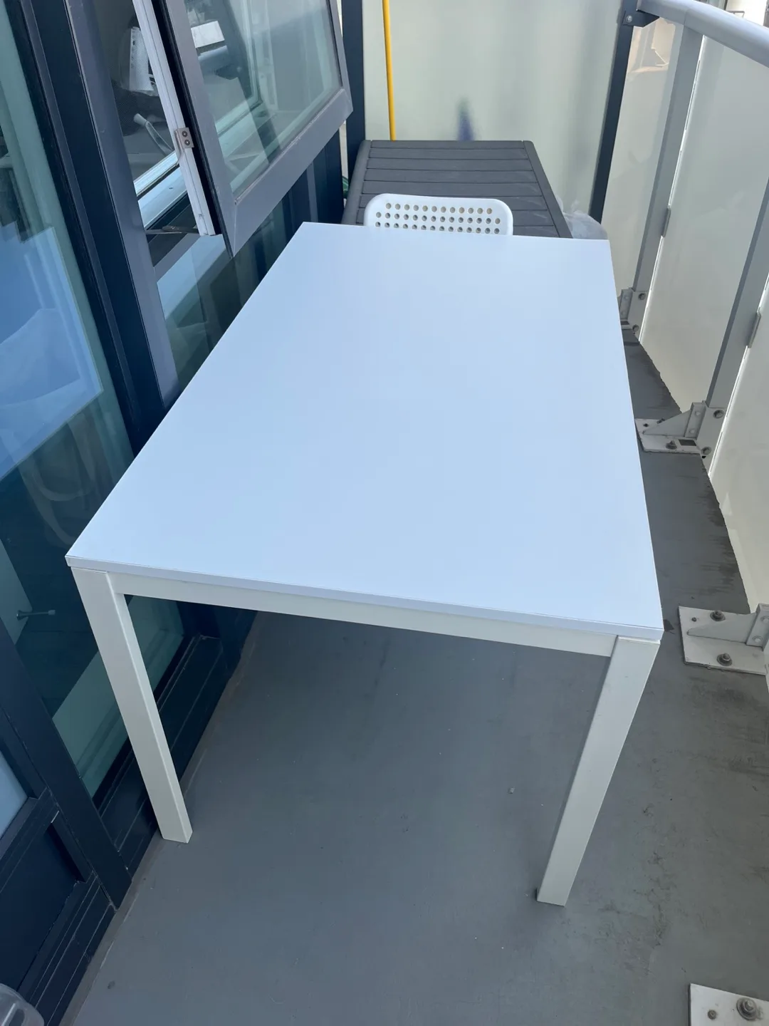 White Dining Table thumbnail