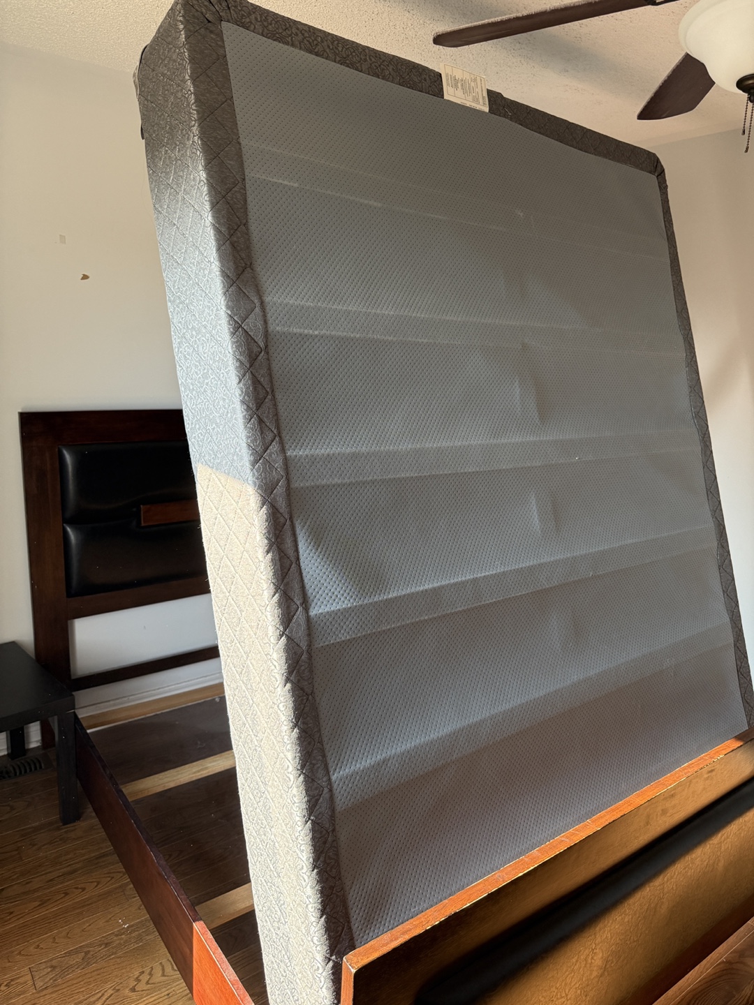 Queen size bed box
