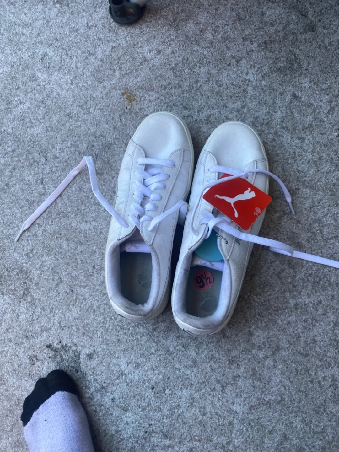 Puma White Sneakers - Size 9.5 thumbnail
