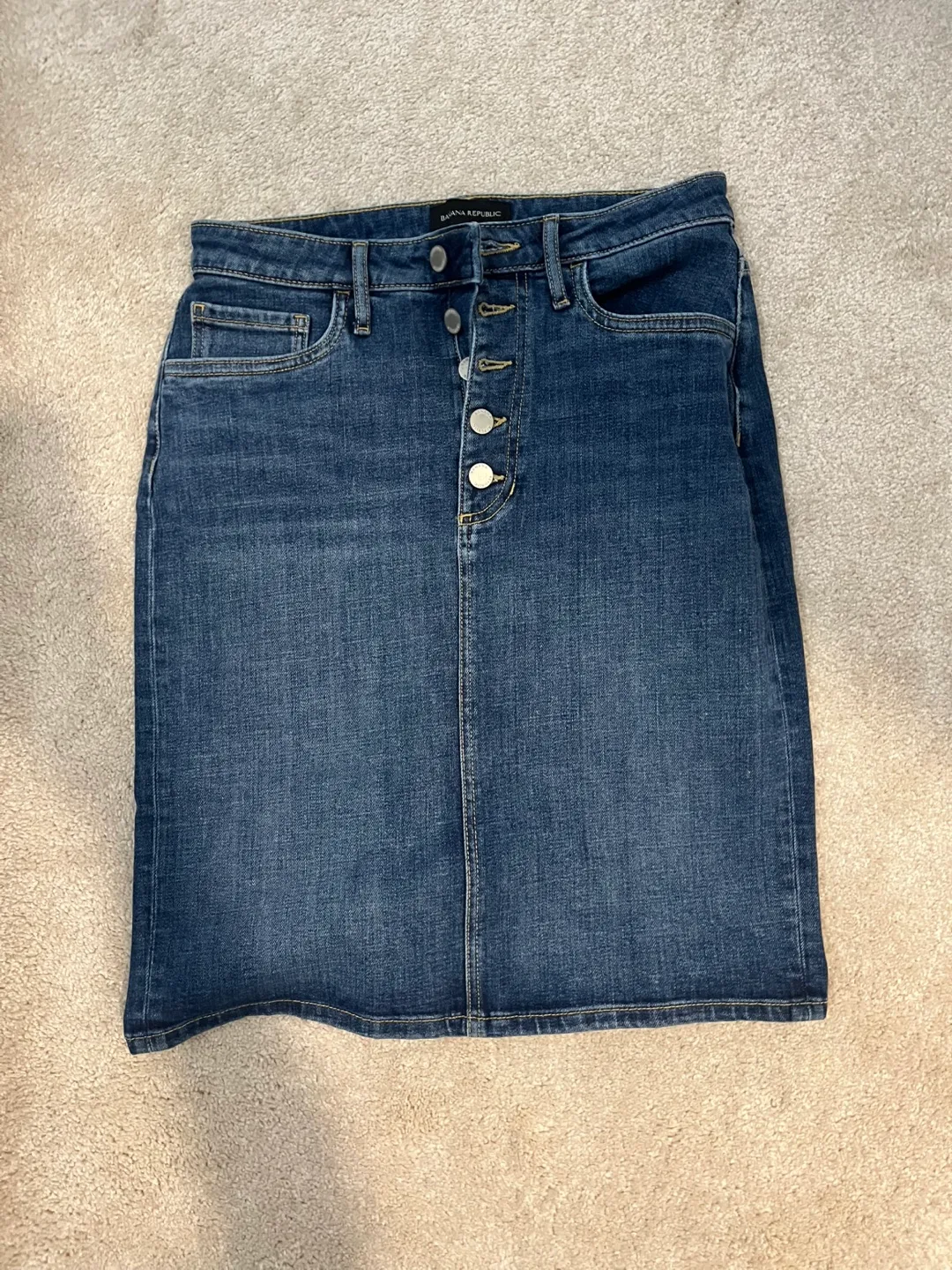 Banana Republic Denim Skirt - Size 6 thumbnail