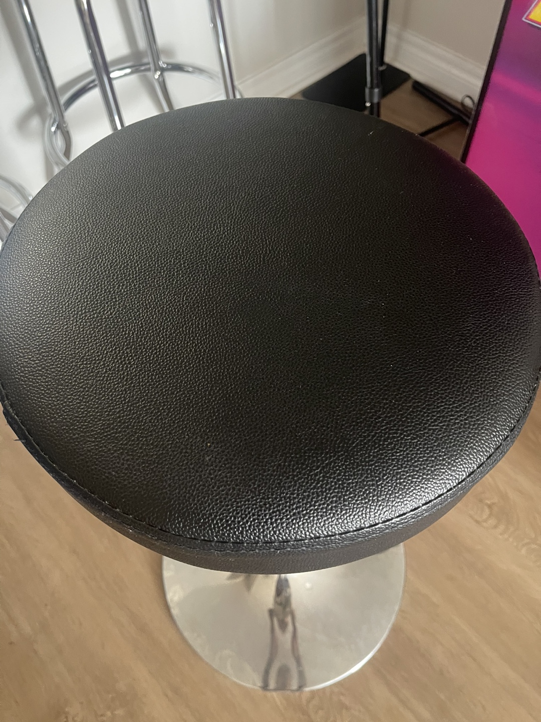 Black Swivel Bar Stool - photo 2