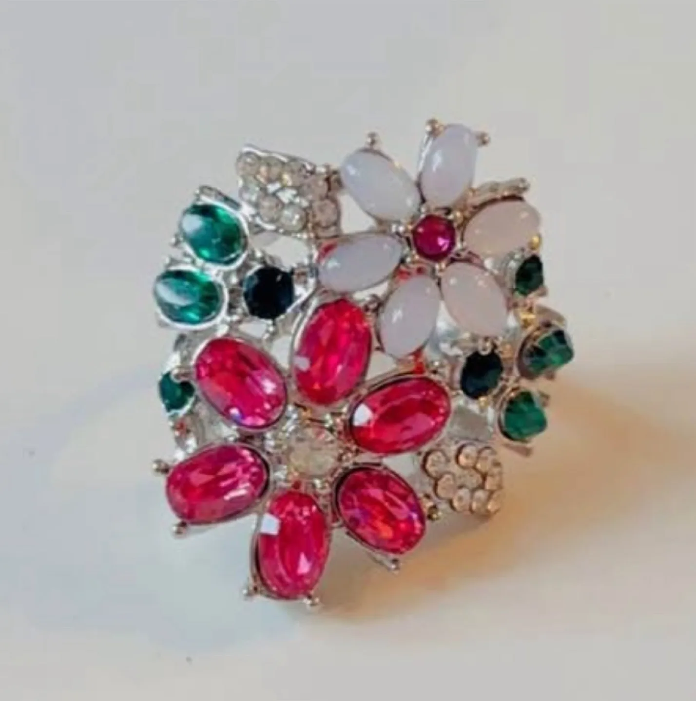 Stunning Flower Design Ring - Pink, White & Green image indicator(4)