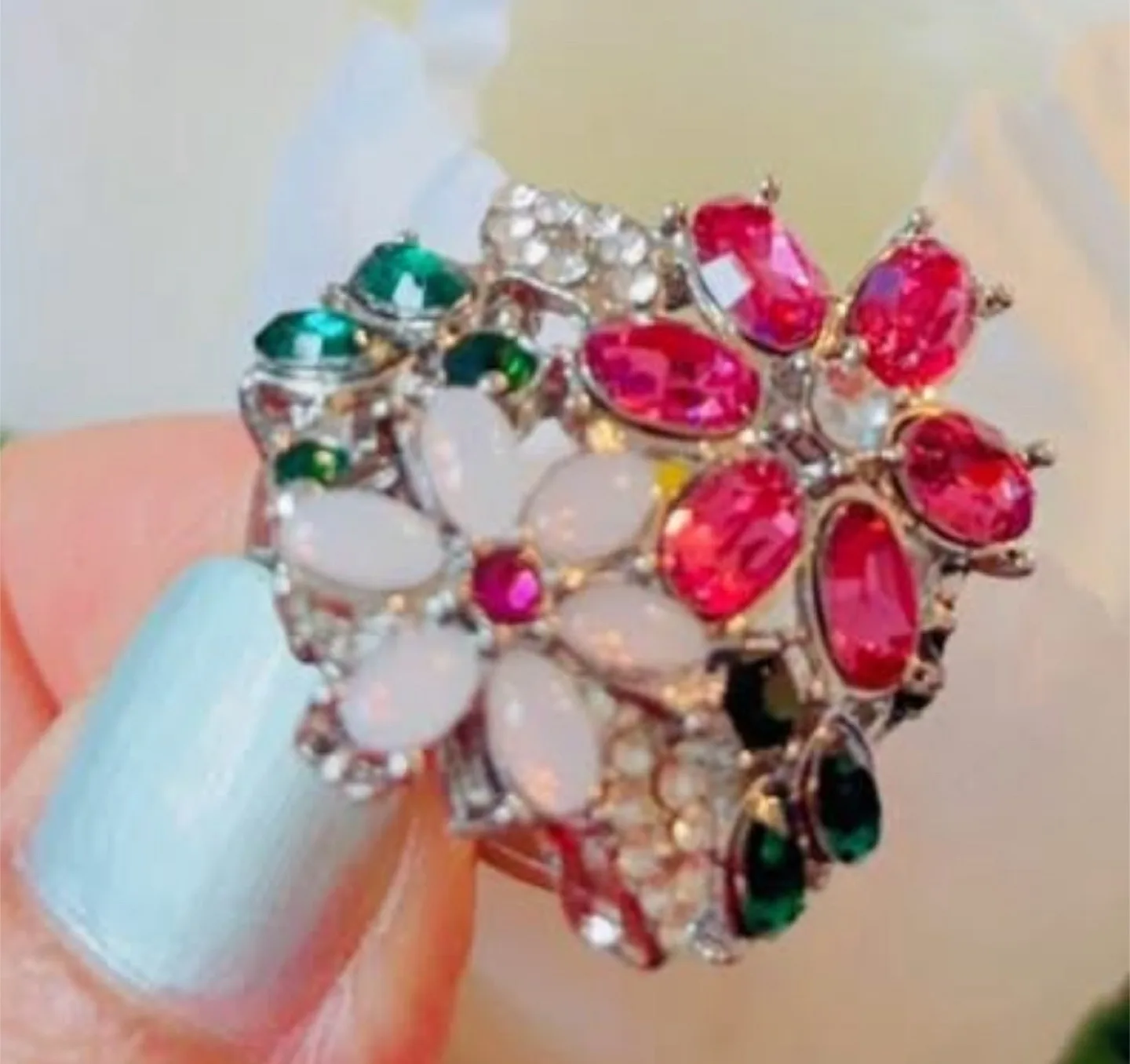 Stunning Flower Design Ring - Pink, White & Green image indicator(3)