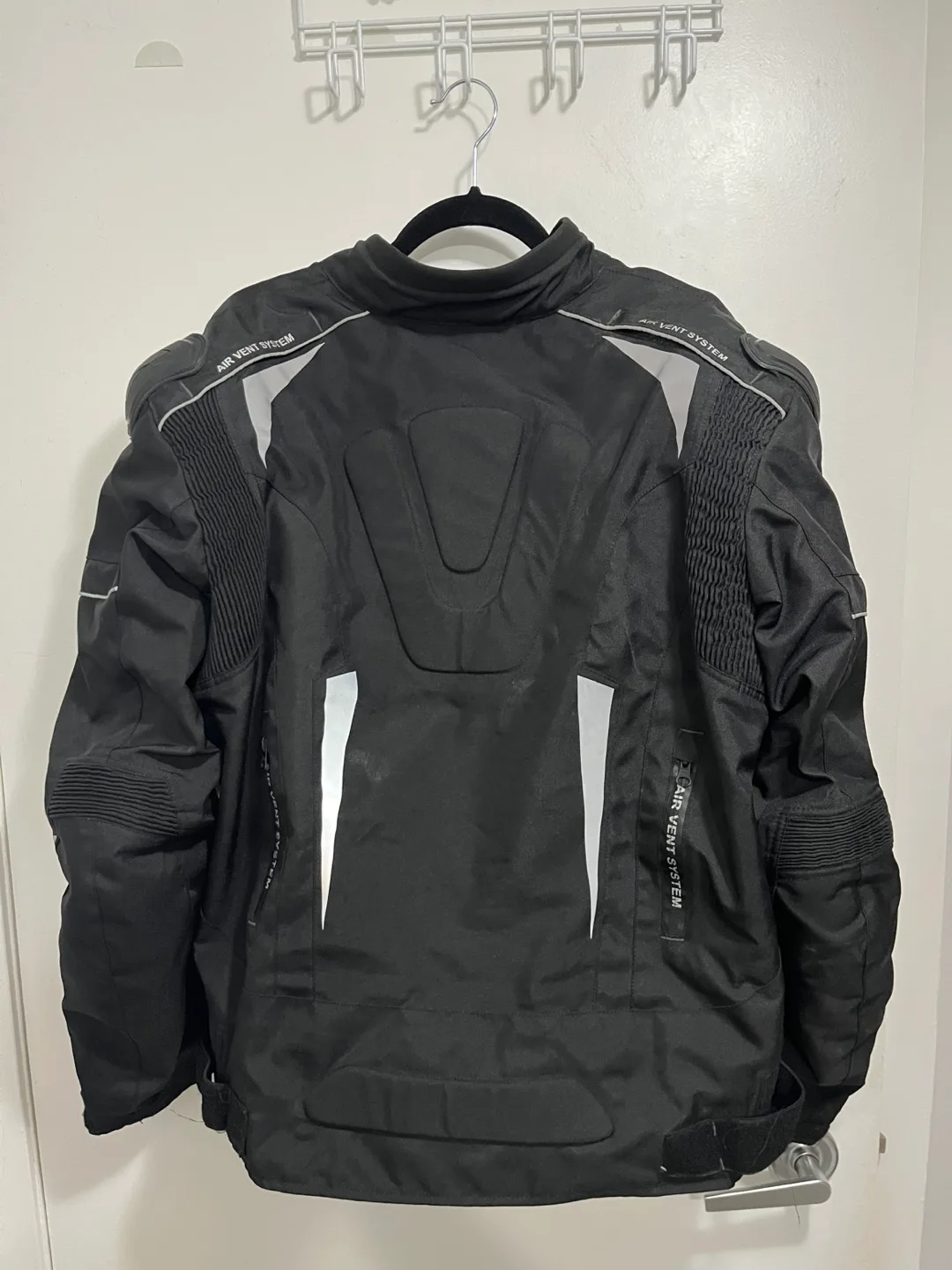 Motorcycle Riding Jacket - Black image indicator(2)