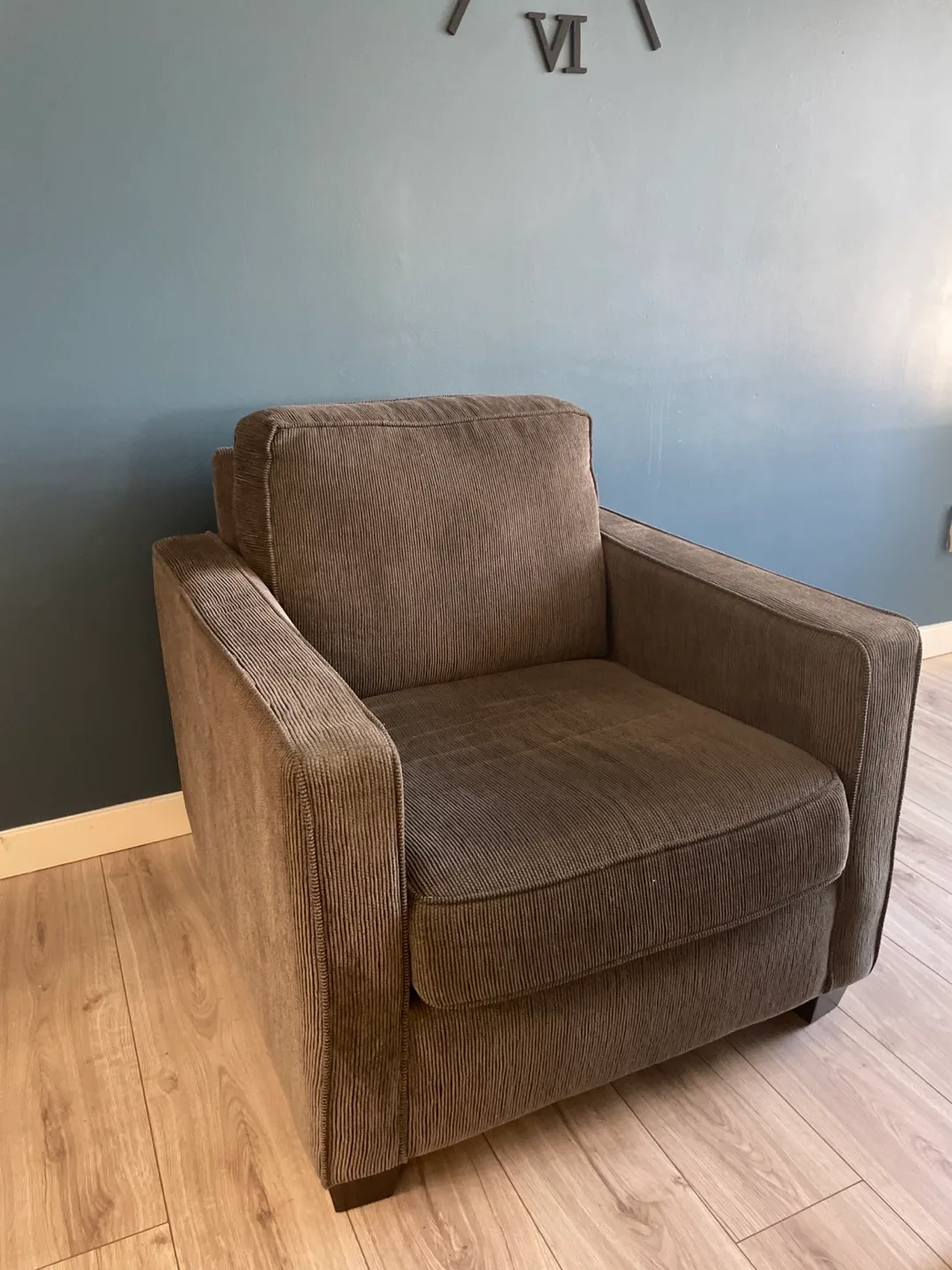 2 piece Brown Corduroy Sofa and Armchair Set image indicator(4)