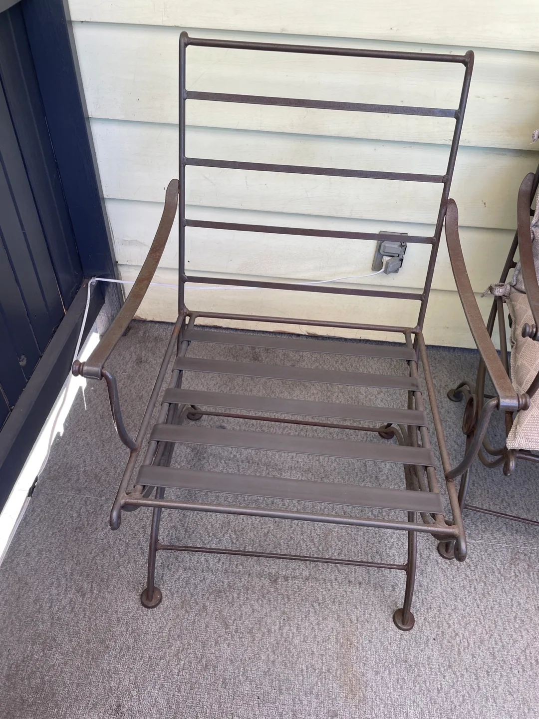 4 Patio Chairs with Cushions image indicator(2)