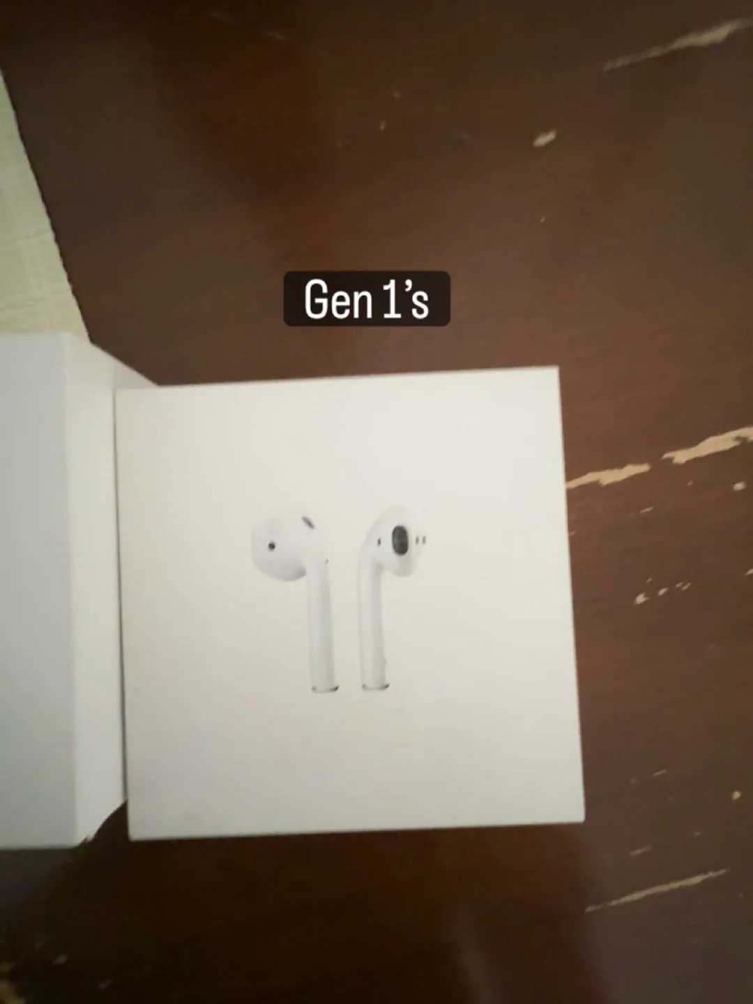 AIRPODS INSTOCK thumbnail