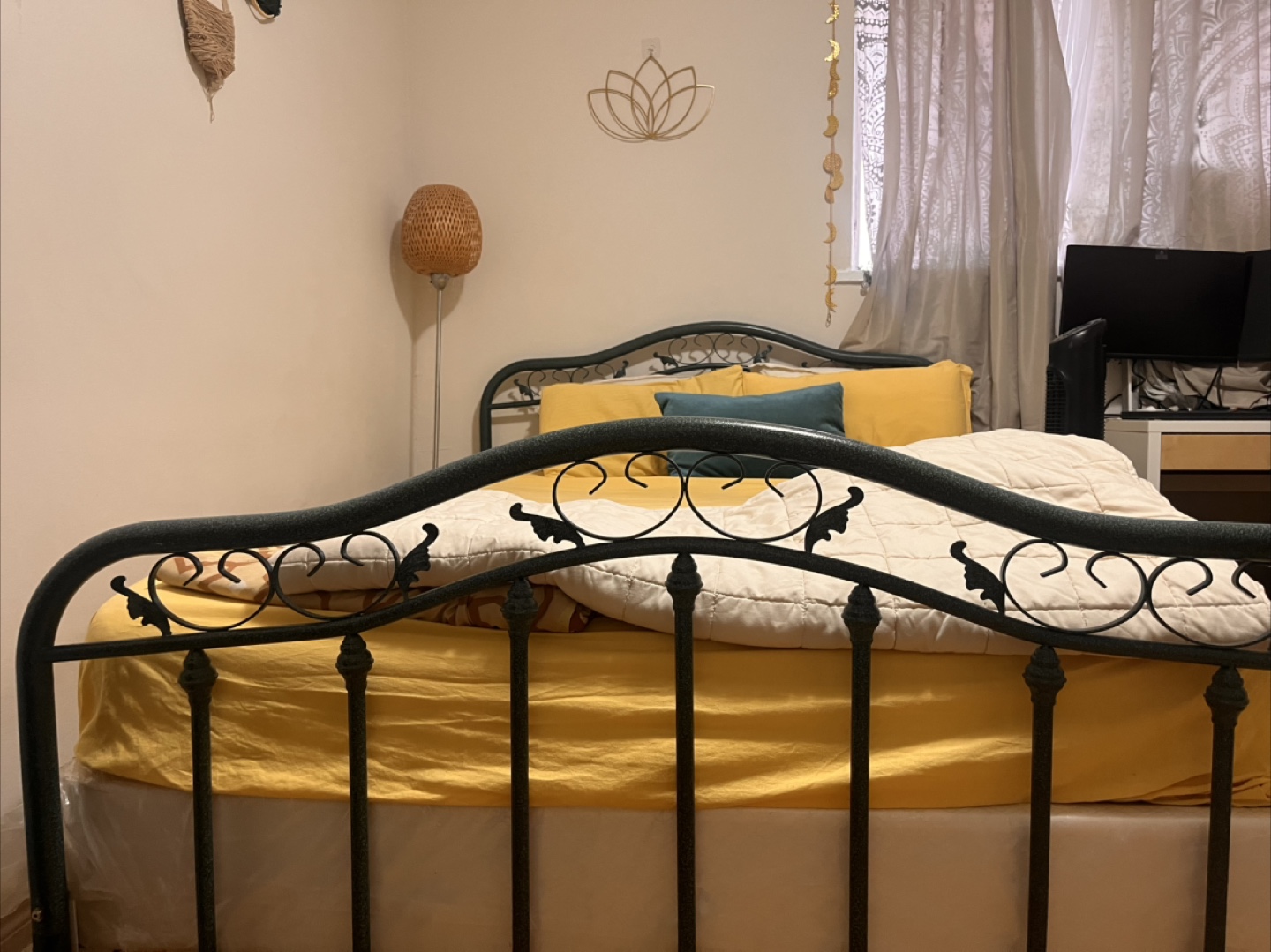 Teal Green Metal Bed Frame (Queen) with Box Bed – Vintage Design